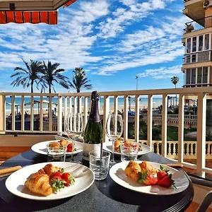  Apartamento Amplio Apartamento Con Terraza En Primera Linea De Playa